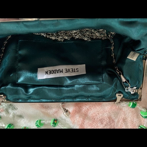 Steve Madden clutch - Picture 4 of 5